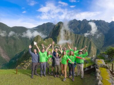 Machu Picchu: Inca Trail 2-Day Overnight Guided Tour - KM 104 to Wiñay Wayna: Inca terraces with real water engineering