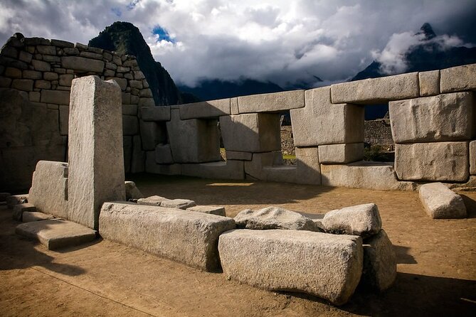 Machu Picchu Private Archaeological and Historical Guided Tour - Price and ticket math: bus and entry costs you must plan for