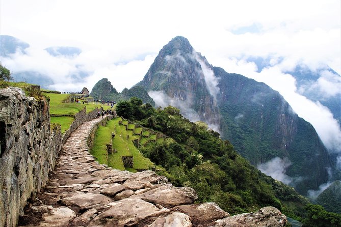 Machu Picchu Tour By Train (2 Days) - Getting back to Cusco: train down and mini-bus home