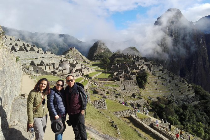 Machupicchu Guide Service - Aguas Calientes start: how you’re routed up to Machu Picchu