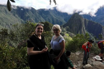 Machupicchu Guide Service - Plaza Manco Capac in Aguas Calientes: setting the stage
