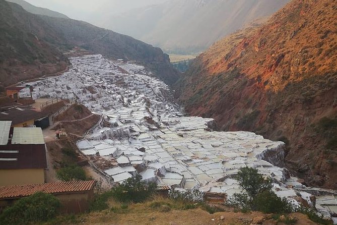 Moray and Salinera de Maras Half Day - Guide Style: What You Gain (and When It Can Get Loud)