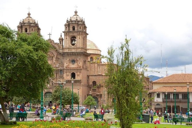 Open Bus Cusco City Tour - Statue of Christ Stop: Worth the Photos, Worth the Perspective