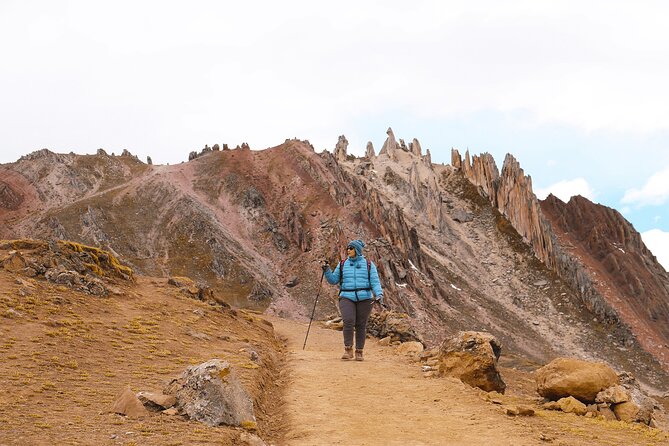 Palccoyo Rainbow Mountain Full Day Tour from Cusco - Nevado Ausangate (highest in Cusco): the short mountain moment at 6400 masl