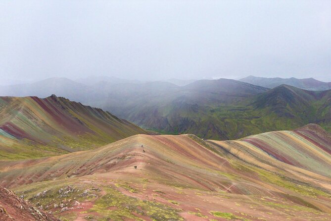 PRIVATE Palccoyo Rainbow Mountain tour - Why Palccoyo’s rainbow peaks feel different from the usual route