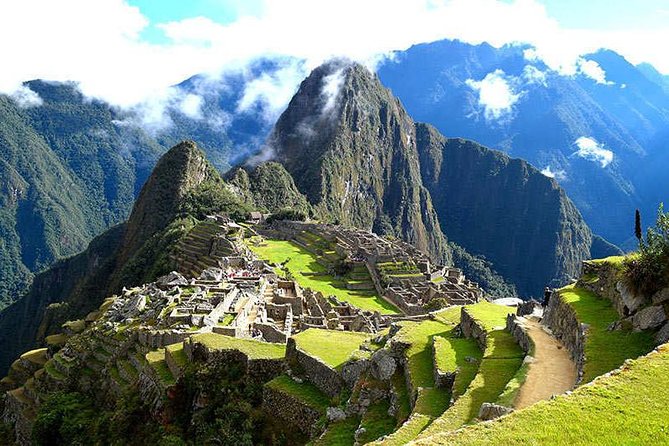 Private Tour: 2-Day Exploration of the Sacred Valley and Machu Picchu - Your Aguas Calientes Hotel: 3-Star Means Practical