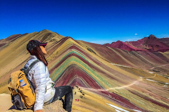 Rainbow Mountain Tour - Cusipata breakfast and the Llactoc 4,620m staging point