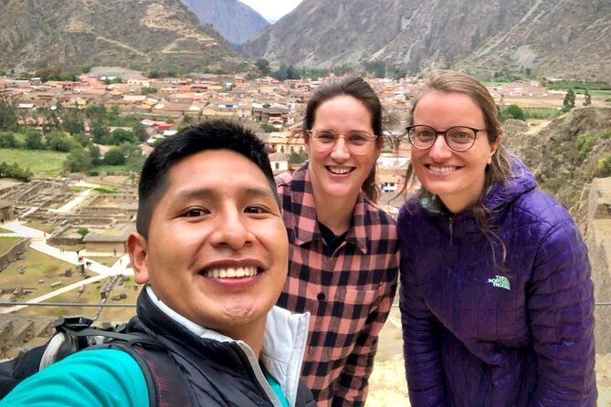 Sacred Valley of the Incas Tour with Moray & the Salt Mines - Urubamba buffet lunch: a smart break before the afternoon ruins