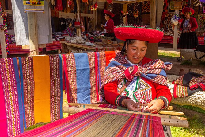 Sacred Valley - Pisac and Ollantaytambo day tour - Urubamba lunch: simple food, useful break