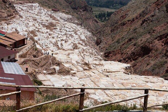 Sacred Valley VIP Tour with Maras and Moray from Cusco - Urubamba lunch: the midday pause that keeps your day from falling apart
