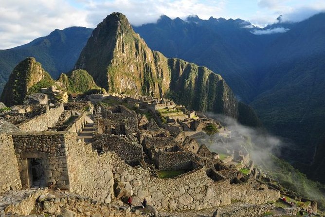 Salkantay 5-Day Trek To Machu Picchu - Day 4: hydroelectric station, Aguas Calientes arrival, and a real reset