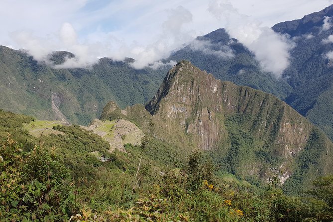 Salkantay Trek Standard 5D/4N - Packing for comfort: sleeping bag and poles are on you