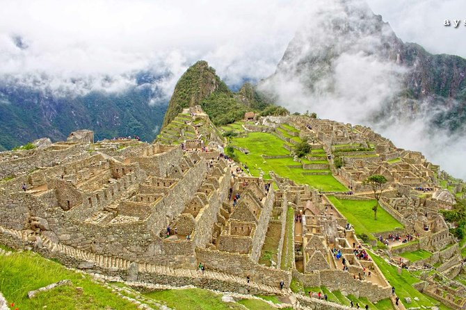 Small-Group Day Tour to Machu Picchu - Why a small-group Machu Picchu day trip beats big crowds