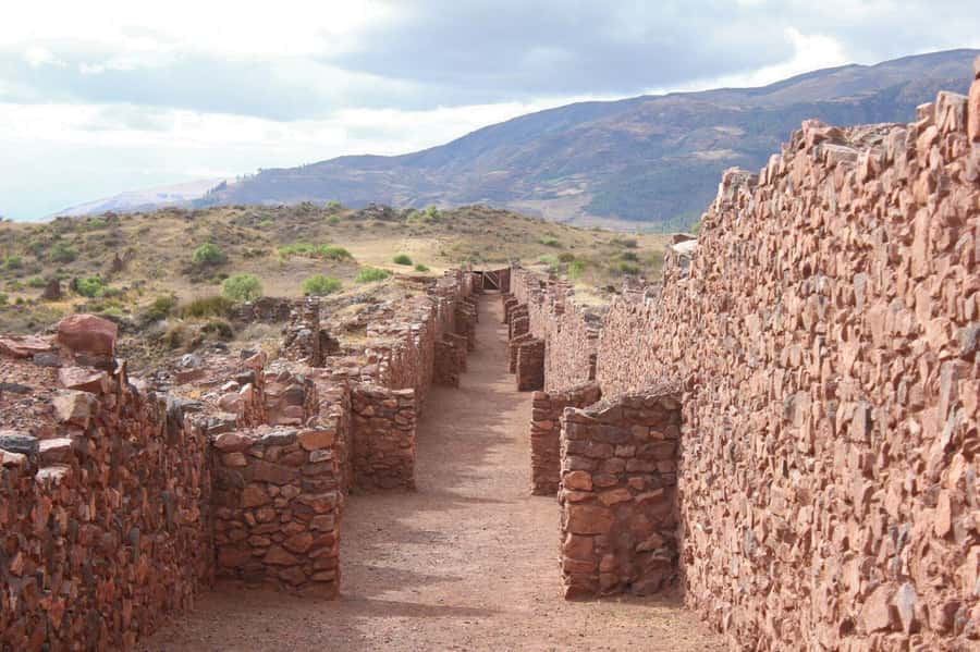 SOUTH VALLEY CUSCO - Pikillacta (Pikillaqta): a Wari pre-Inca city with a fast guided rhythm