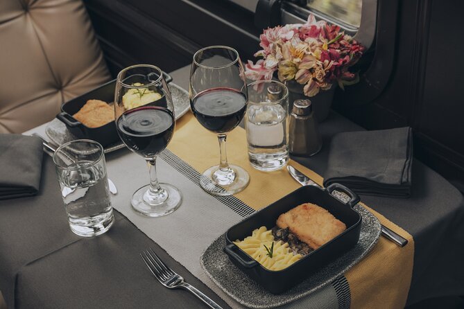 The First Class Machu Picchu Train by Inca Rail - Cusco setup: a VIP waiting room that beats the stress