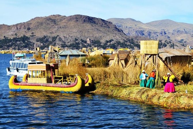 Titicaca Lake 2 Day 1 Night from Cusco to Puno - Guides, group size, and what style of commentary to expect