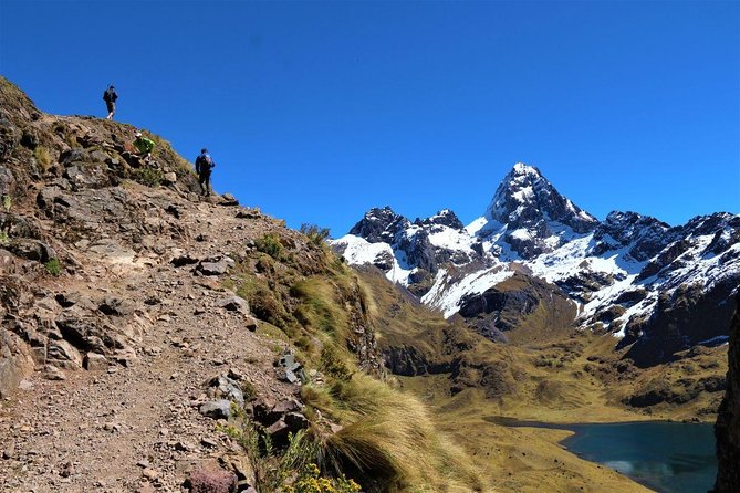 Ultimate Lares Trek & Inca Trail 5 days - The crew is the product: guides and camp cooking