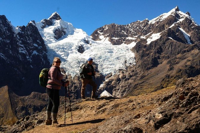 Ultimate Lares Trek & Inca Trail 5 days - Day 2: Condor Pass (4700 m) and the phone-free village of Cancha Cancha