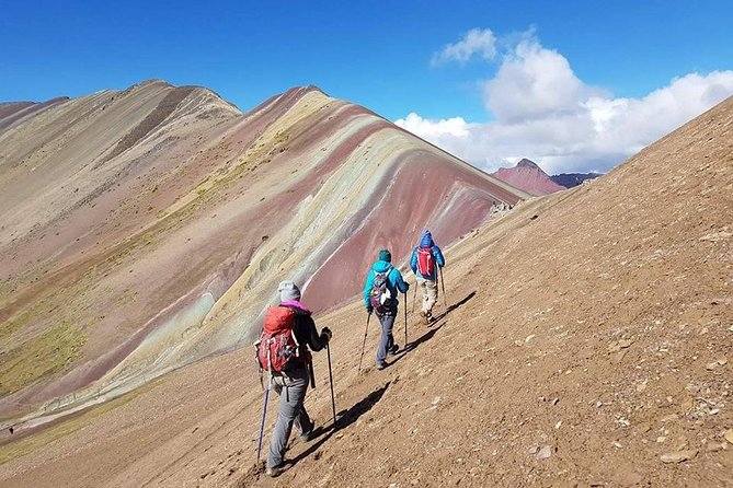 Vinicunca Rainbow Mountain in one day, private with Peru Vip - Guides, pace, and the human touch (this is where Peru Vip shines)