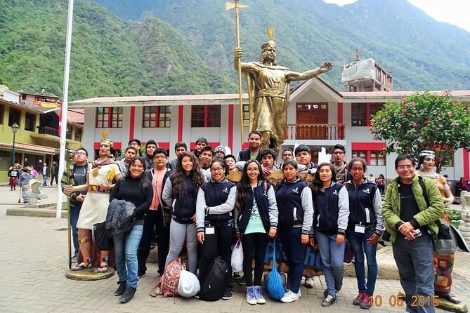 Wonderful Cusco 5-Day Tour with Entrance to Machupicchu - Day 2 Sacred Valley: Pisac’s terraces, ceremonial baths, and Inca cemetery